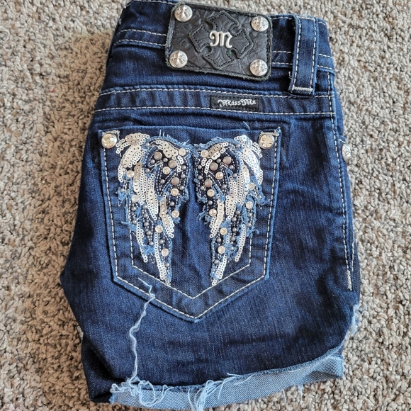 Miss me wing pocket jean shorts - Picture 1 of 6